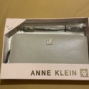 Ann Klein wallet with strap beautiful new